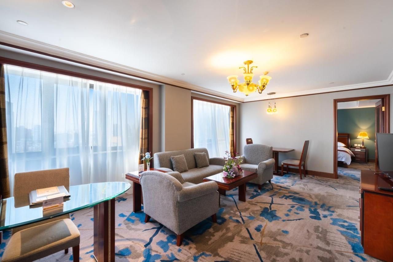 Golden Ocean Hotel Tianjin Buitenkant foto