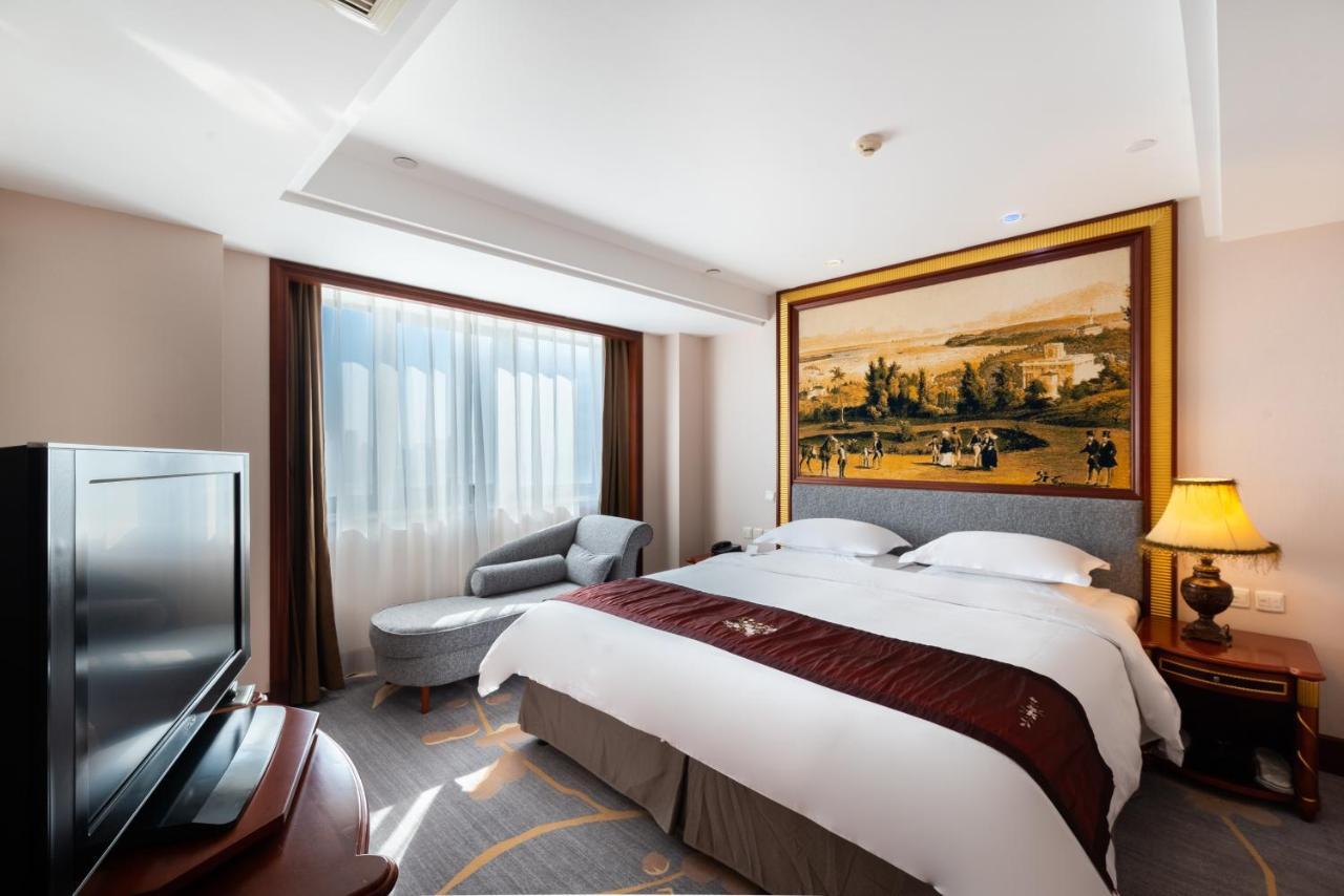 Golden Ocean Hotel Tianjin Buitenkant foto