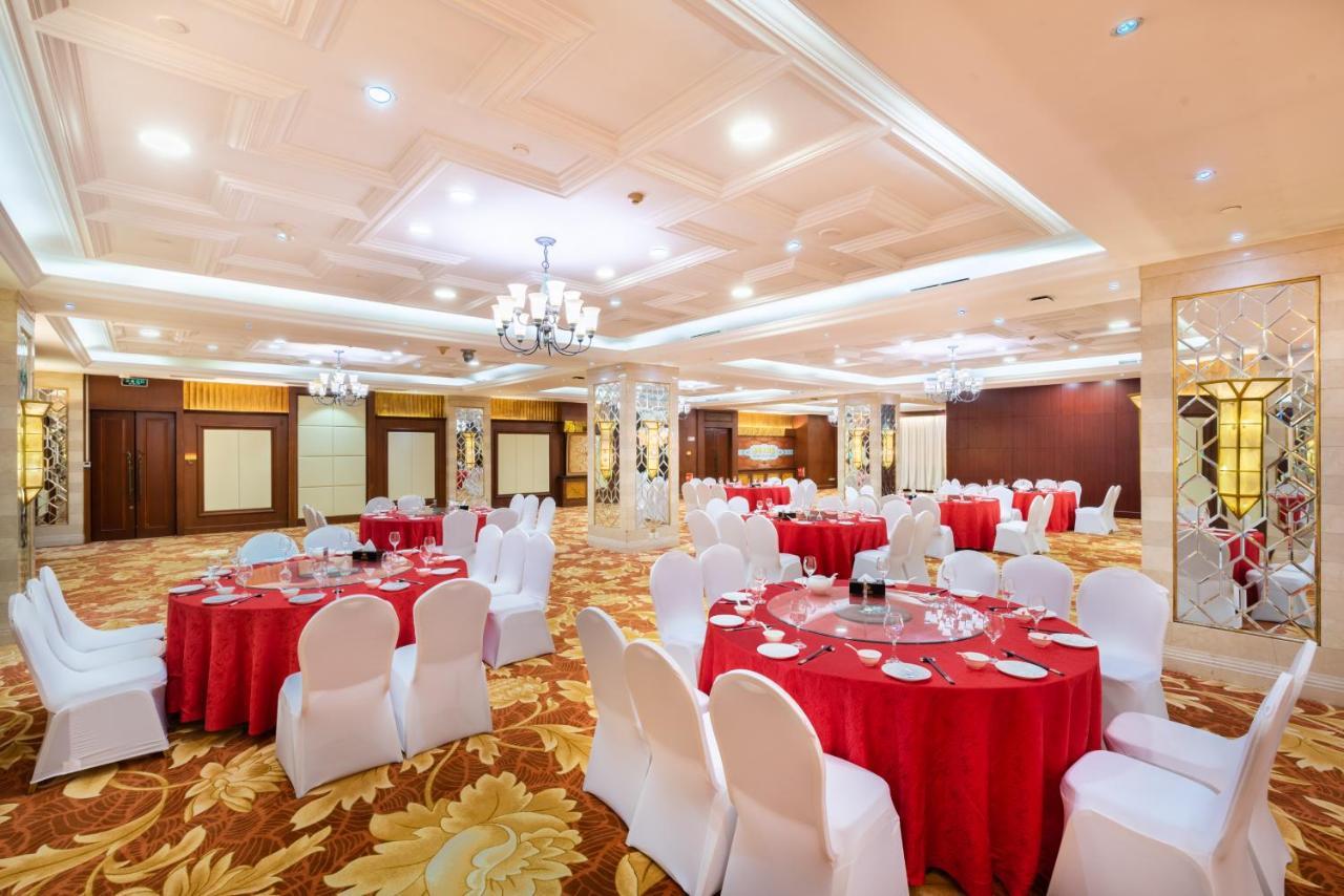 Golden Ocean Hotel Tianjin Buitenkant foto
